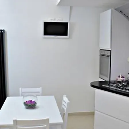 Antico Umbertino Design شقة